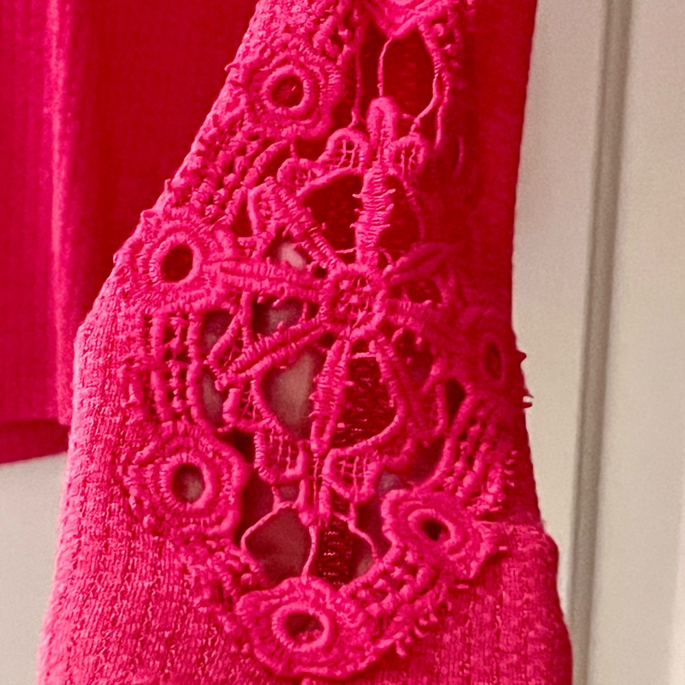 πΊπHPππΊ NWOT Anthropologie Eloise Crochet Cuff Henley - Picture 9 of 16